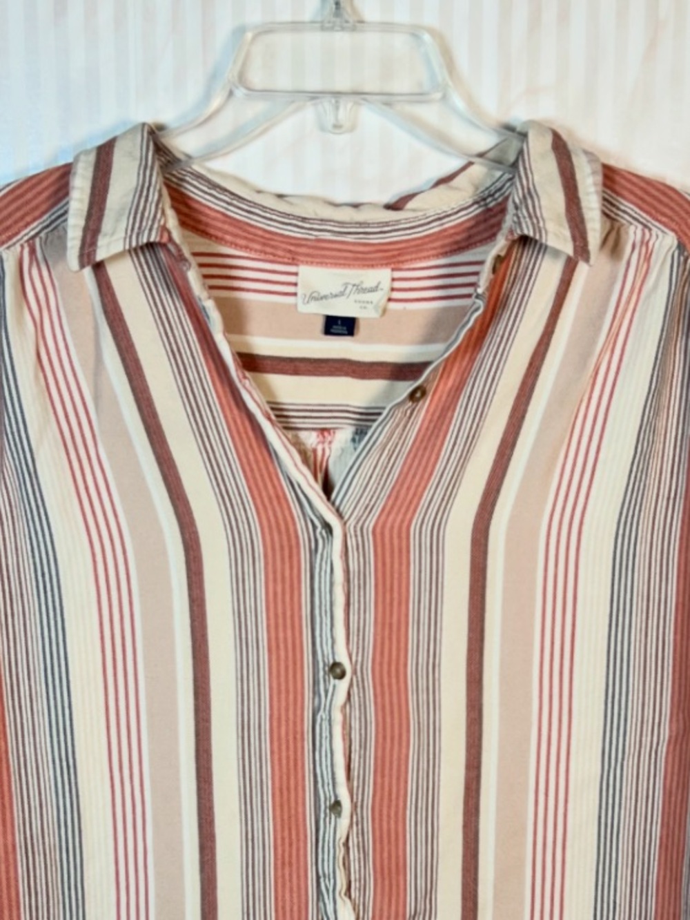 Universal Thread Vertical Striped Top - Picture 3 of 8